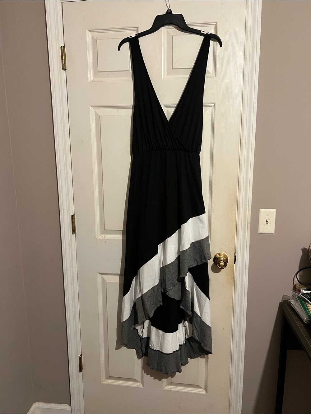 Black Colorblock V-Neck High-Low Dress size 3x